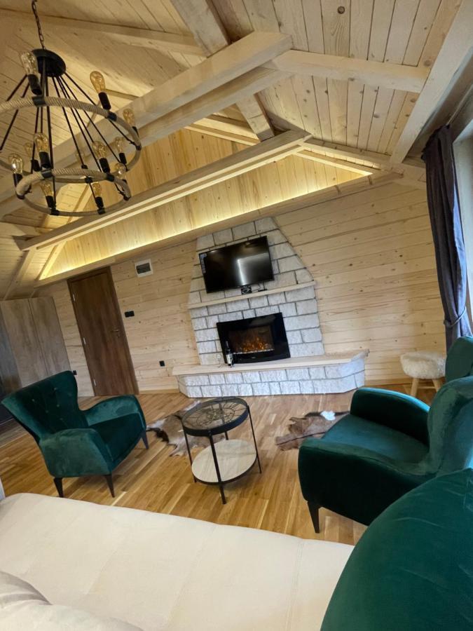 Chalet Montenegrina With Jacuzzi 콜라신 외부 사진