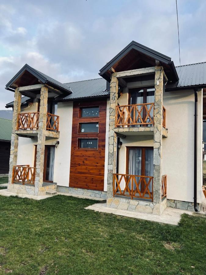 Chalet Montenegrina With Jacuzzi 콜라신 외부 사진